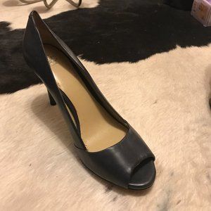 Sz 10 Banana Republic - Peep toe Shoes - Navy Blue